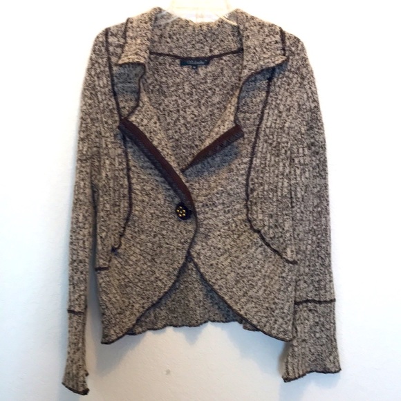 Valentine Cardigan Sweater Size M - Picture 2 of 6